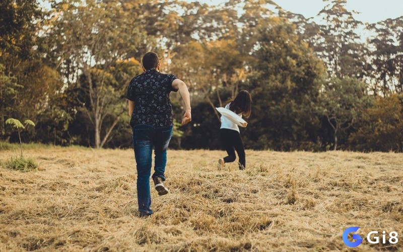 Giải mã giấc mơ chạy trốn người yêu ám chỉ mâu thuẫn 