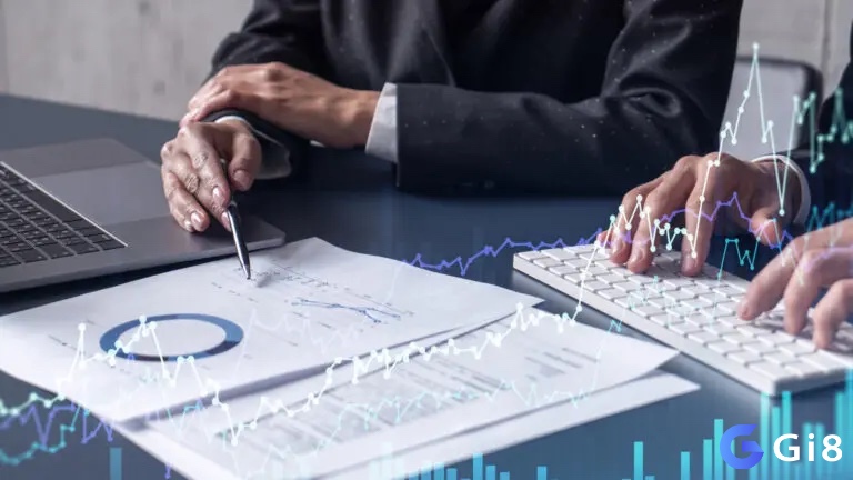 Kết hợp phân tích cơ bản và kỹ thuật để có góc nhìn toàn diện khi đầu tư cược futures 2025.