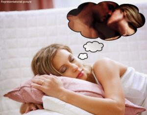 Giải mã giấc mơ quan hệ với người khác: Ý nghĩa tâm lý sâu sắc