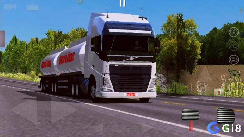 World Truck Driving Simulator ghi điểm nhờ địa hình thử thách và tùy biến xe chuyên sâu