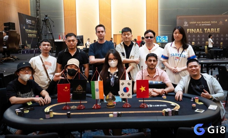 "Poker là gì" là trò chơi trí tuệ kết hợp kỹ năng và may rủi, khác với cờ bạc thuần túy.